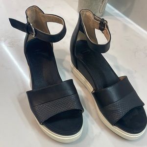 Dr. Scholl's Black Show Off Wedge Sandal Size 7M